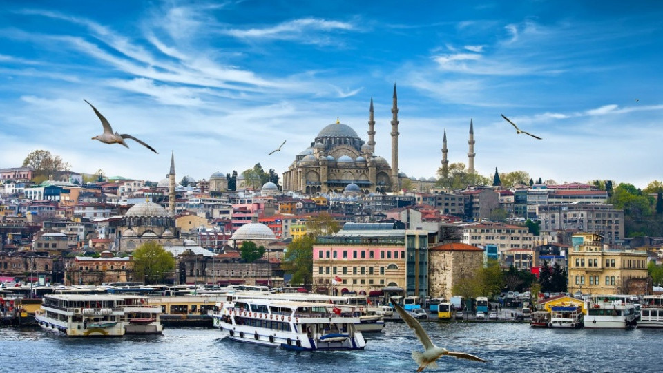 Шамар от МВР. Как ни попариха за Турция | StandartNews.com