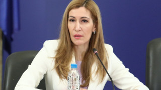 Ангелкова попари министъра на туризма в оставка