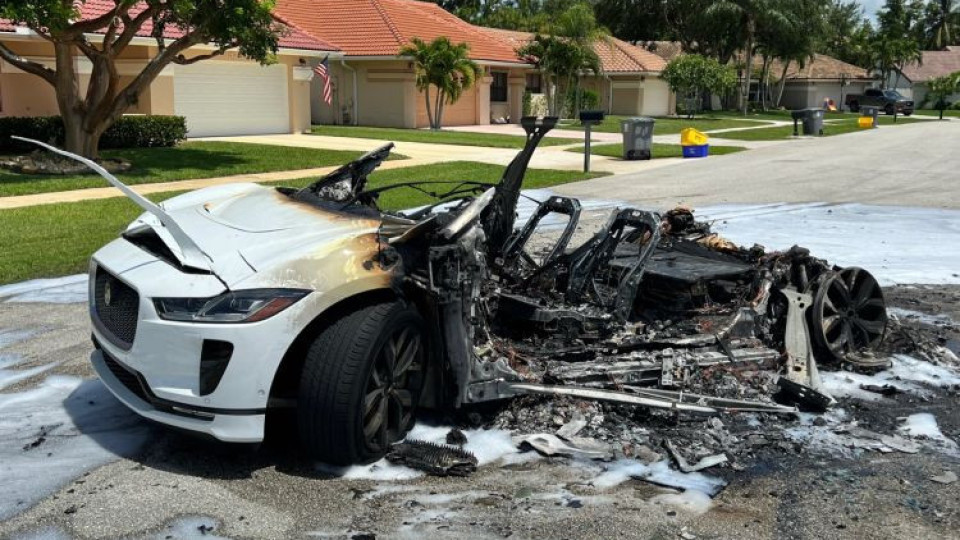 Четвърто самозапалване на електромобил Jaguar I-Pace в САЩ | StandartNews.com