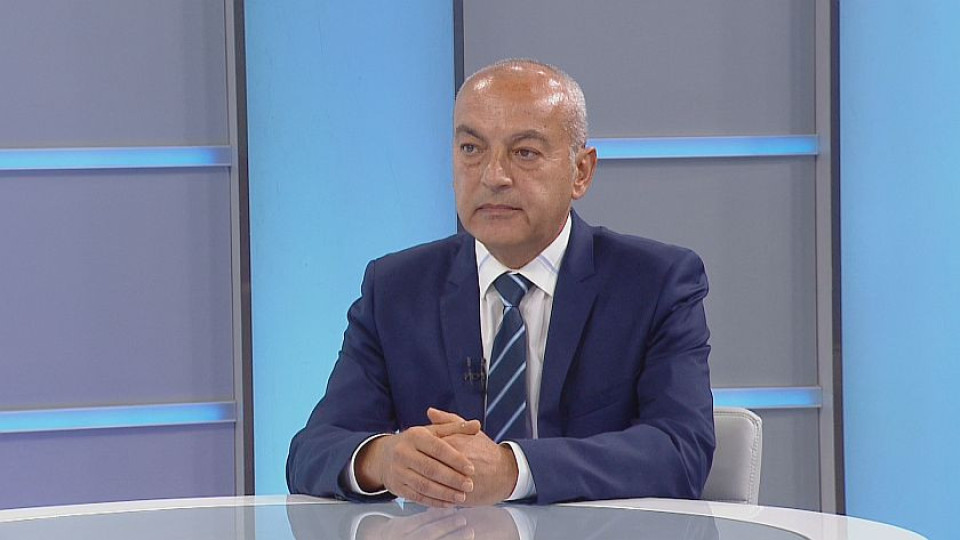 Гълъб Донев опровергава твърдения за извънредно положение | StandartNews.com