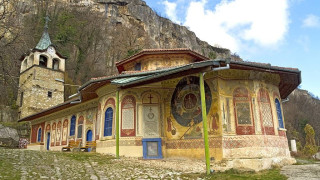 Преображенският манастир пази вярата 10 века