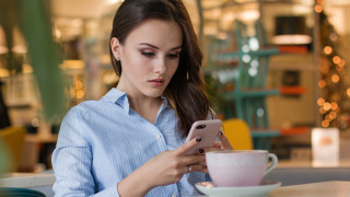 Руснаците започнаха активно да купуват смартфони на старо