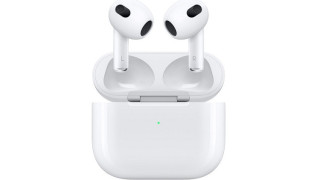 Слушалките AirPods на Apple няма да получат USB Type-C до следващата година