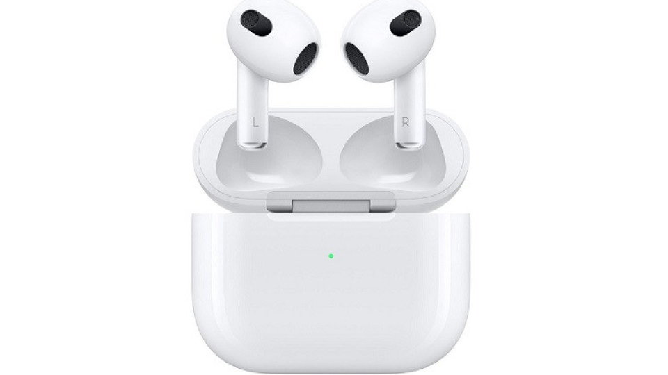 Слушалките AirPods на Apple няма да получат USB Type-C до следващата година | StandartNews.com