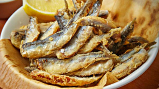 Вкусът на морето: Как да си направим хрупкава цаца у дома