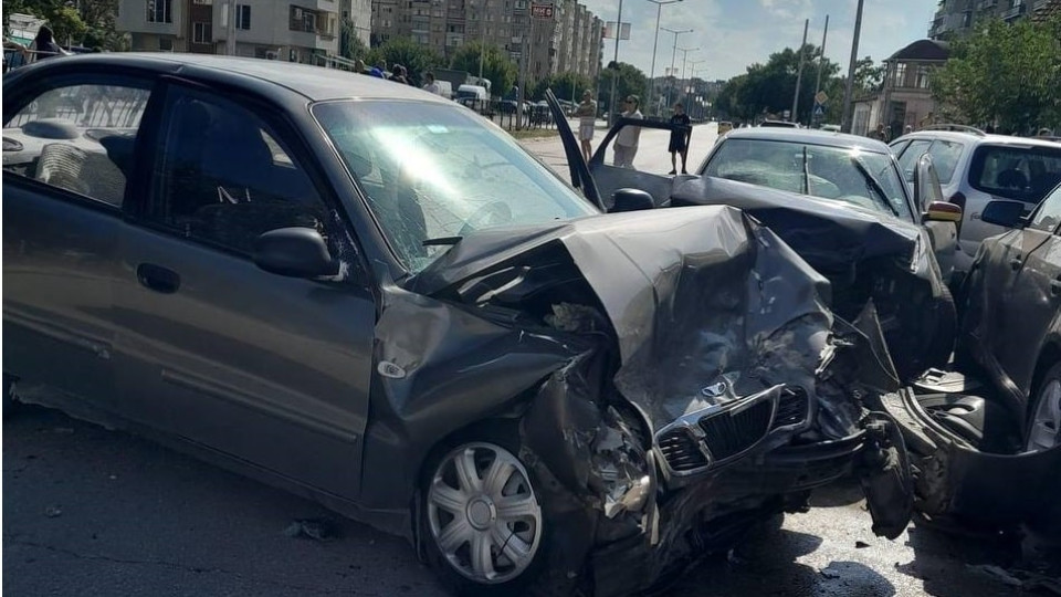 Да те връхлети кола от небето! Разказ на пострадала от джигит шофьорка ВИДЕО | StandartNews.com