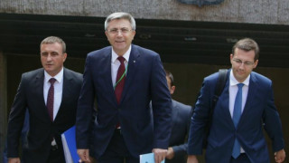 Четири знака на ДПС за изборите