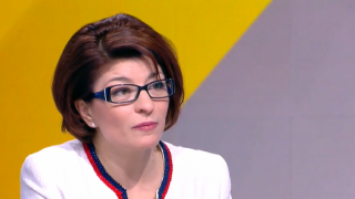 Десислава Атанасова с въпрос към Бориславова за шаржа с Петков