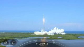 SpaceX изведе в орбита още 53 сателита Starlink