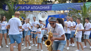 "Духовно огледало" и "Джуниър Бенд" откриват Аполония