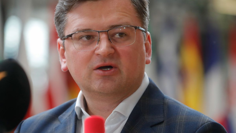 Украински министър побесня! Каза къде праща руснаците | StandartNews.com