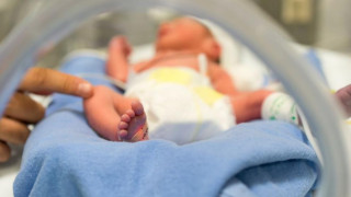 Нелеп инцидент откара бебе в болница