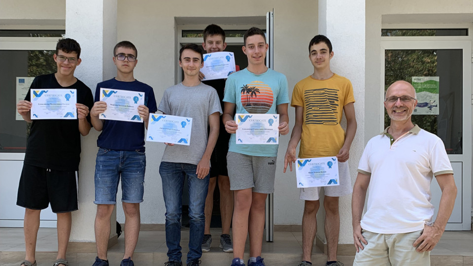 Успешно завърши курсът по Python за ученици в ПГКНМА „Проф. Минко Балкански“ | StandartNews.com