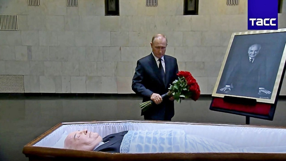 Погребват Горбачов, ще уважи ли Путин церемонията | StandartNews.com