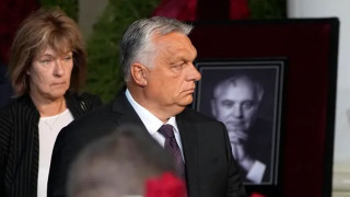Орбан и чужди посланици изпратиха Горбачов в последния му път