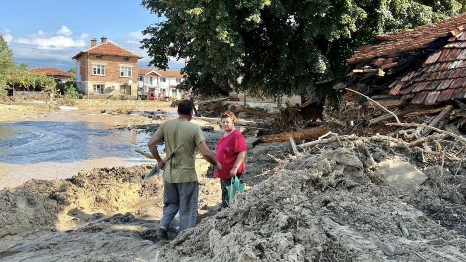 Тъжен 6 септември в наводнените села, хората гневни и обезверени | StandartNews.com