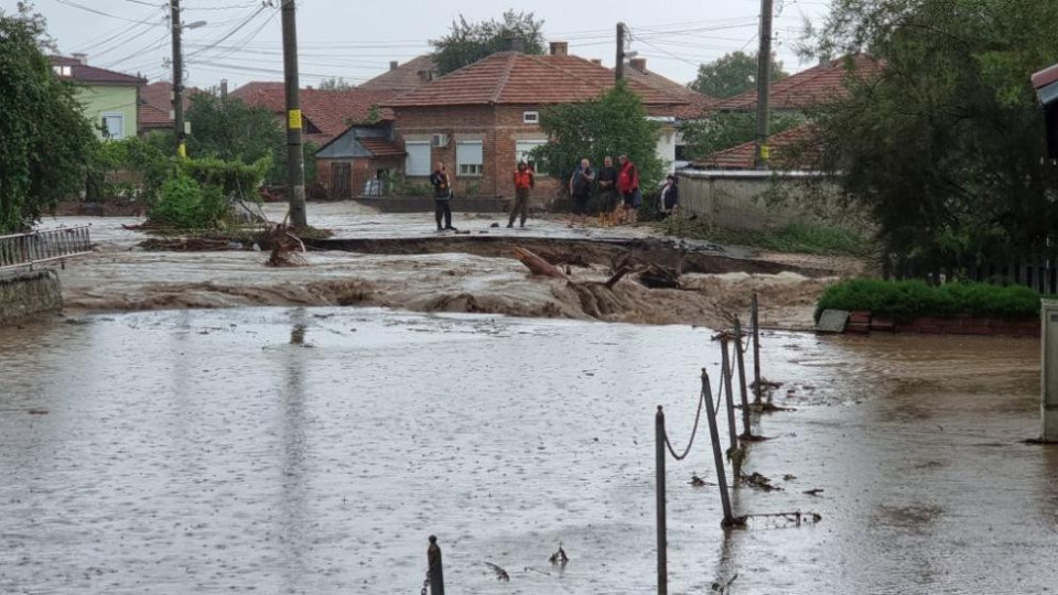 Голяма радост за хората от наводнените карловски села | StandartNews.com