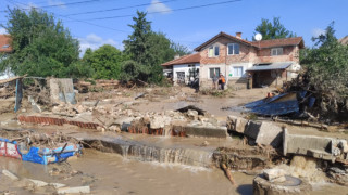 Дупничанин с голям жест за пострадалите в Карловско