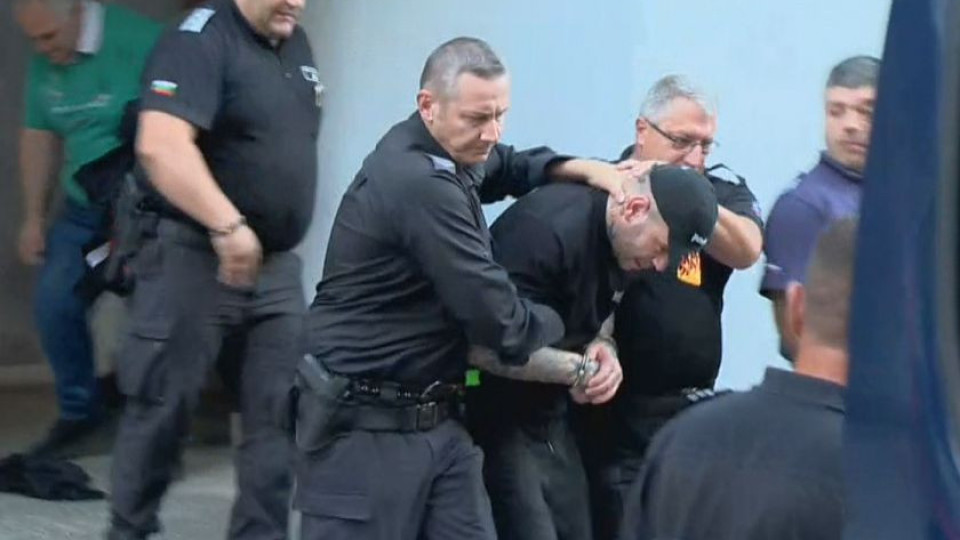 Георги Семерджиев си цакал на полицаите, за да го закрилят | StandartNews.com