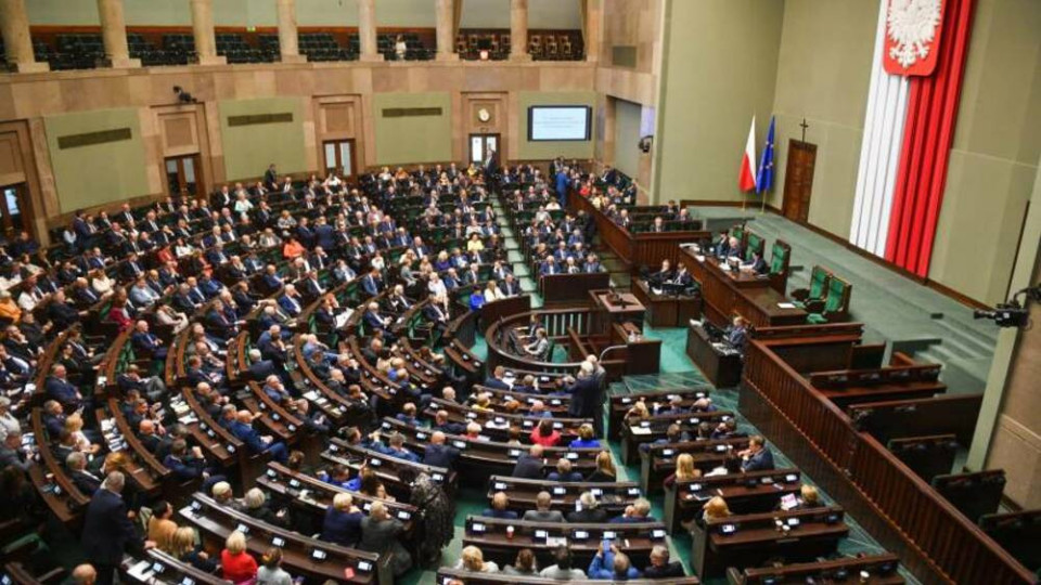 Полският парламент отново бръкна в раната от Втората световна война | StandartNews.com