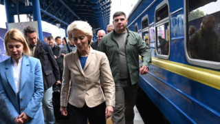 Фон дер Лайен отново в Киев, какво ще каже на Зеленски