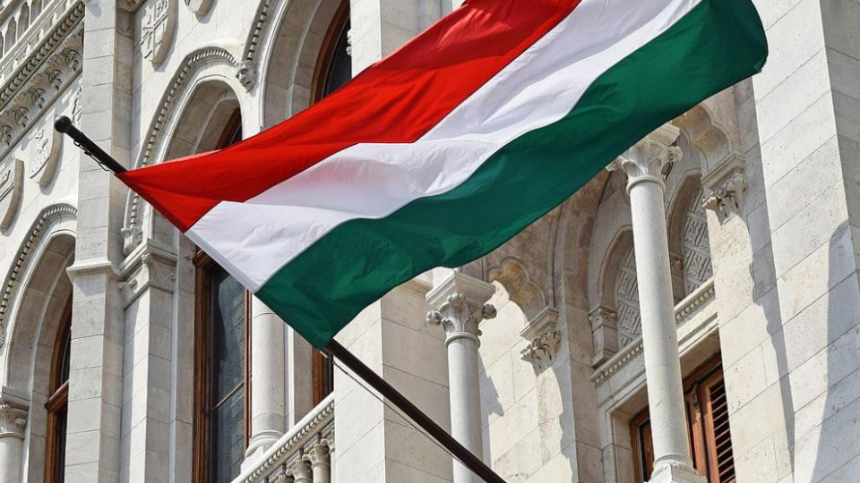 Унгарски министър с остра позиция срещу резолюцията приета от ЕС | StandartNews.com