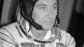 Почина легендарен космонавт с уникален рекорд