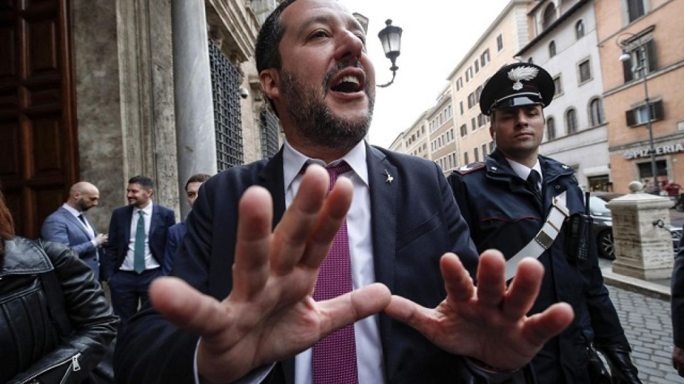 Драма! Скандален лидер в Италия прати Урсула в нокдаун | StandartNews.com