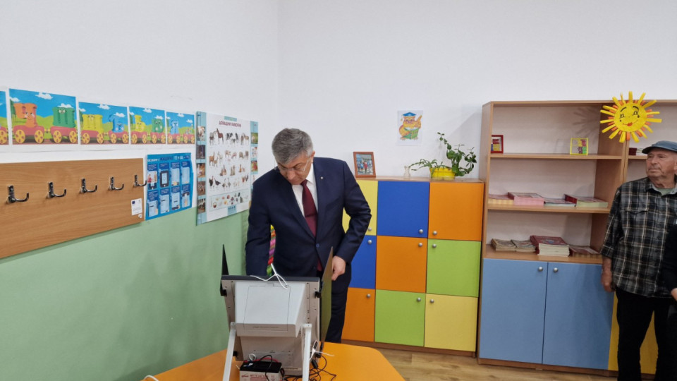 Карадайъ гласува знаково. Каза каква България иска | StandartNews.com