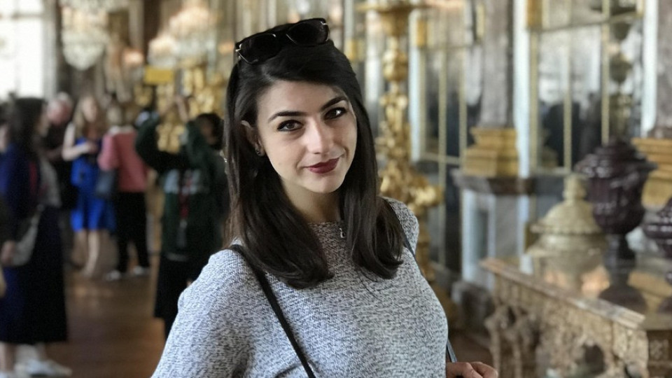 Изненада! Какво показа Лена от чантата | StandartNews.com
