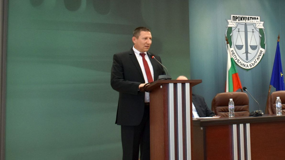 Колеги подкрепиха Сарафов за втори мандат като шеф на следствието | StandartNews.com