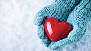 Защо сърцето ни стяга през зимата?