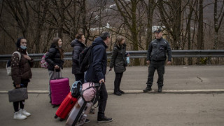 Хотелите в паника. Украинците идват, парите ги няма