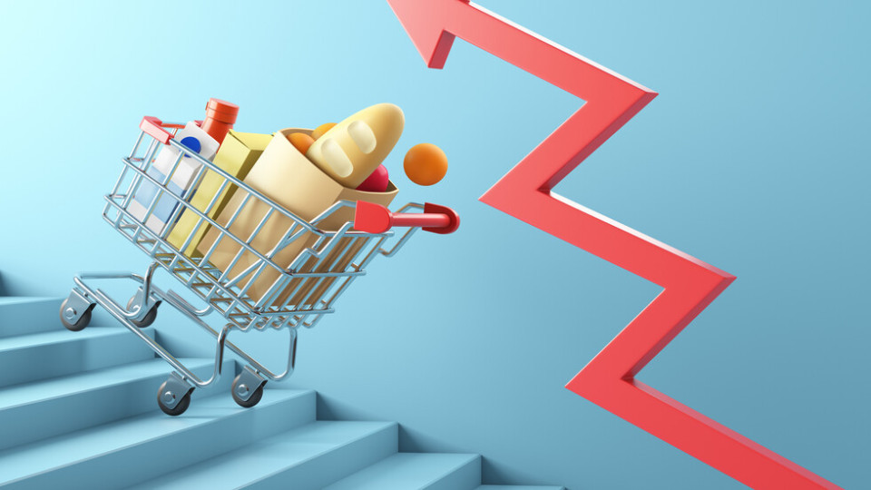 Инфлацията лети, заплатите пълзят едва-едва | StandartNews.com