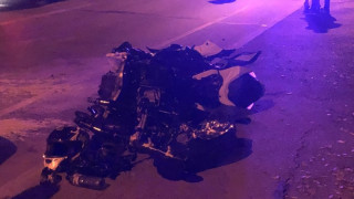 Тежка катастрофа с моторист в София