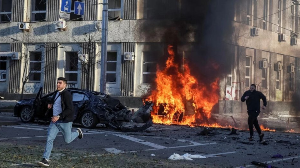 Руснаците удрят Киев, ракети летят към важни граждански обекти | StandartNews.com