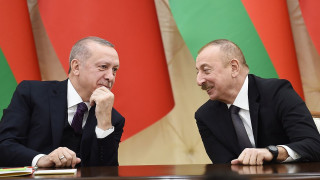 Символичен жест на азербайджанския президент зарадва Ердоган