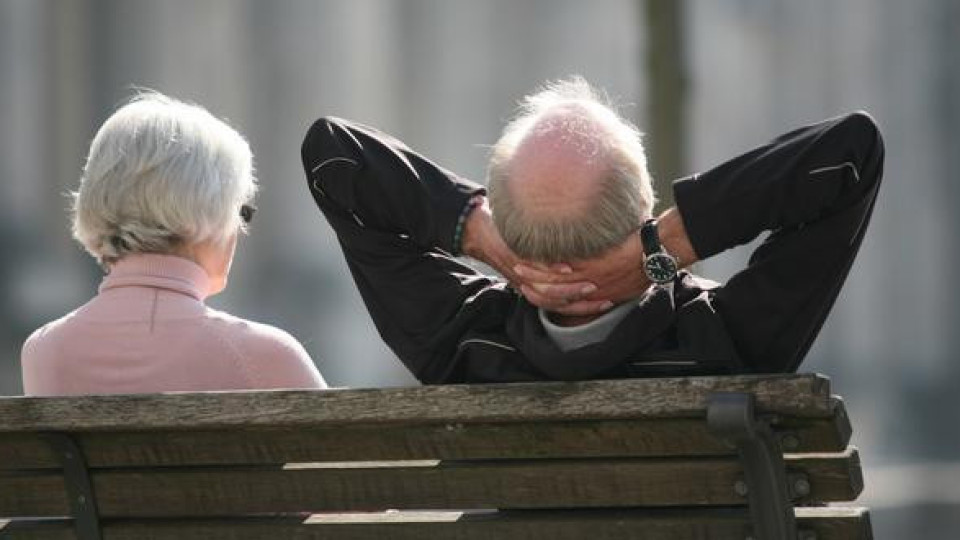 Радост за младите пенсионери от 1 януари | StandartNews.com