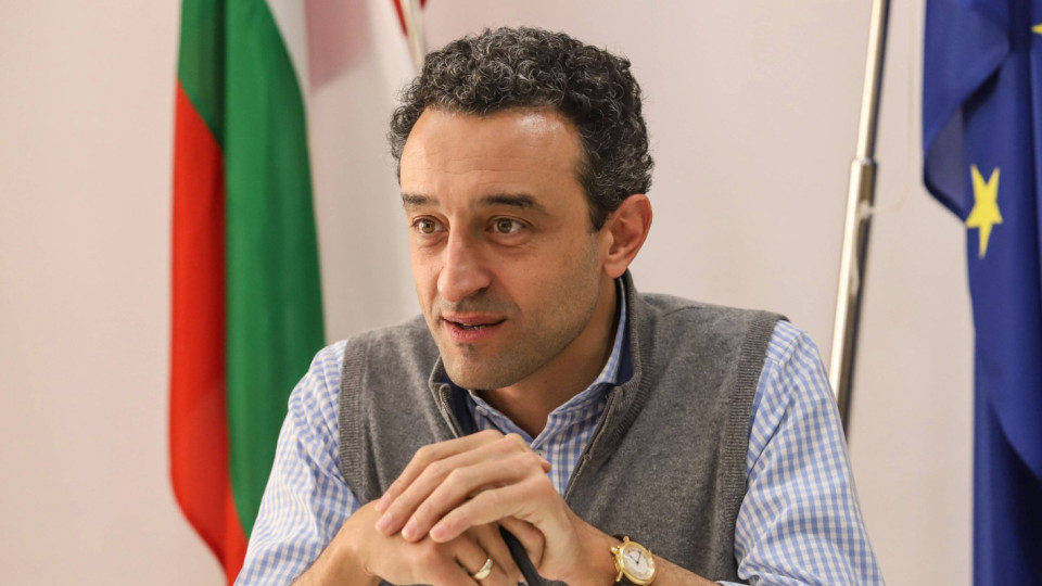 Нов скандал в "Промяната”. Лорер гори за парламента | StandartNews.com