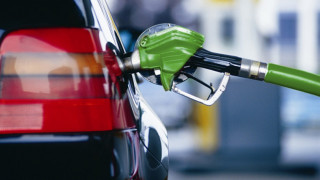 Какво става по бензиностанциите? Делян Добрев възмутен