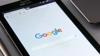 Разработчиците на уеб търсачката на Apple се връщат към Google