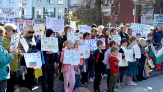 Обрат! Украинците остават в хотелите