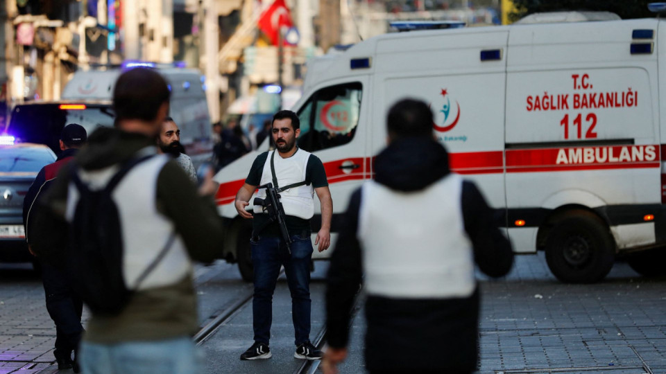 Взрив разтърси центъра на Истанбул, има убити и ранени (ОБНОВЕНА) | StandartNews.com