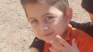 Турция скърби за Хасан, убит от ракета докато играе в двора