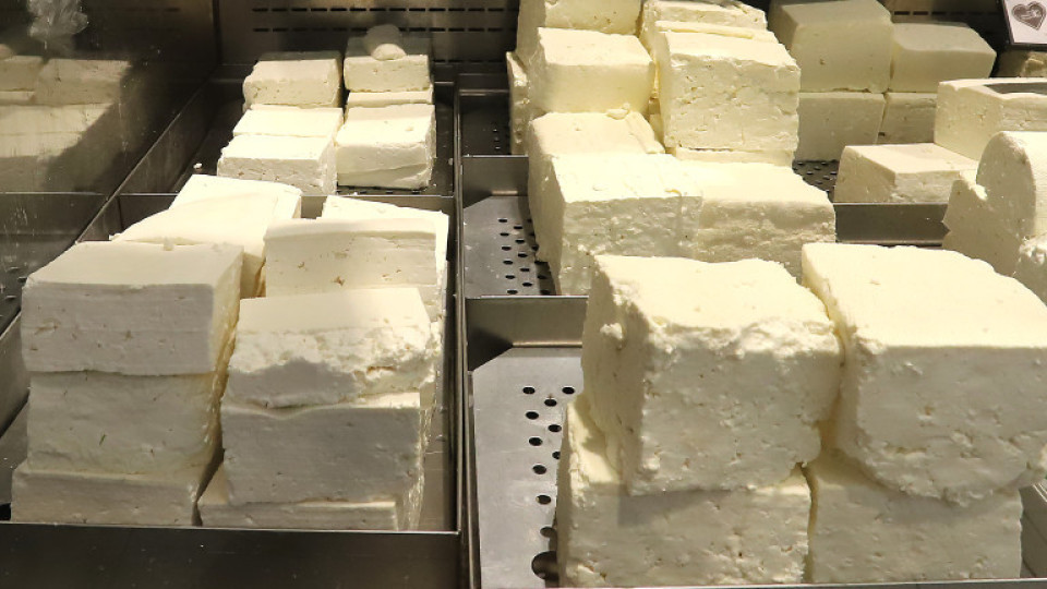 Ето с колко скача сиренето от производителя до магазина | StandartNews.com