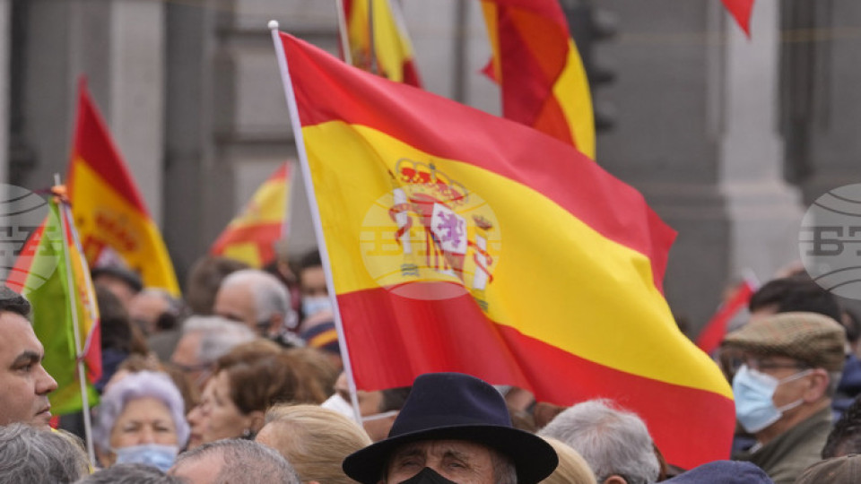 Десетки хиляди на протест в Испания. Предстои ли криза | StandartNews.com
