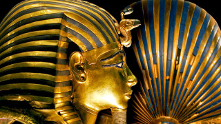 Фараоните носели корони, но отивали в отвъдното с шапки