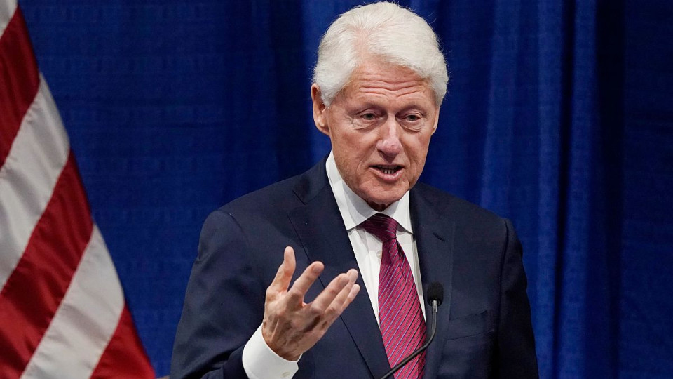 Бил Клинтън е в беда, лекарите го успокояват | StandartNews.com