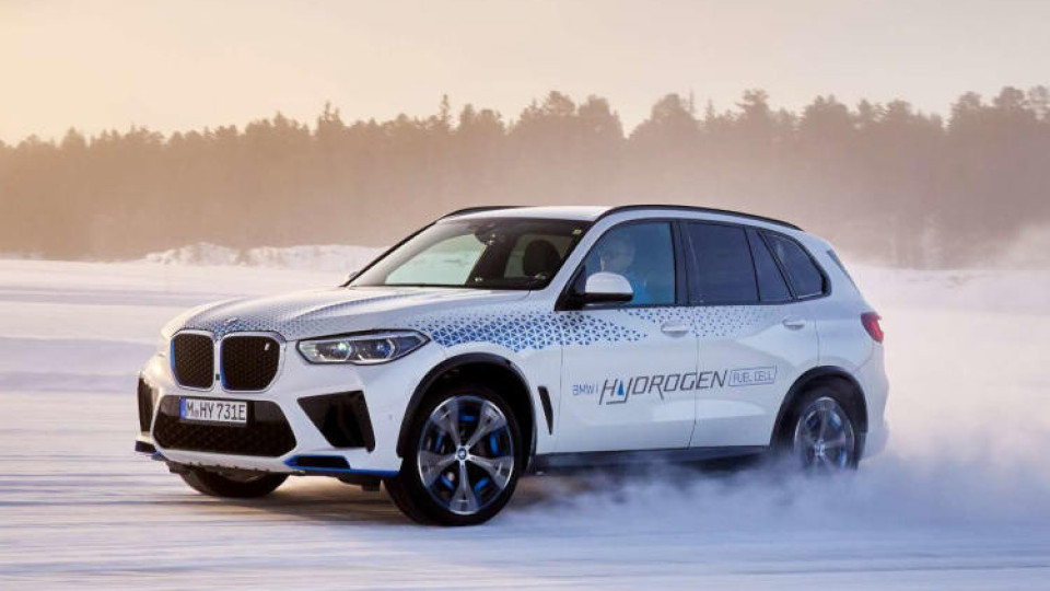 BMW Group започва производство на водородната версия на SUV модела iX5 в малки мащаби | StandartNews.com