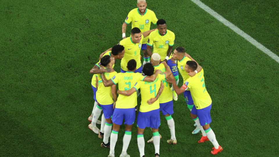 Бразилия нарисува футбола! На стадион със странна съдба | StandartNews.com